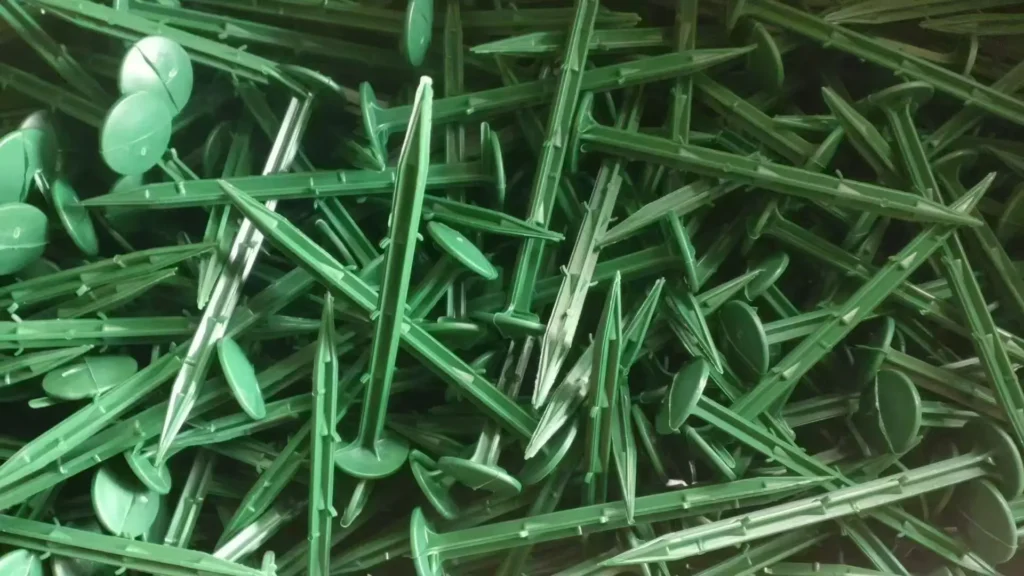 Plastic Weed Mat Peg